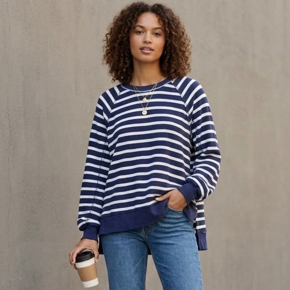 Aerie Striped Waffle Knit Sweatshirt Womens Medium Navy White Oversized Lounge